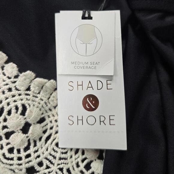 Crochet Necklace Plunge One Piece Swimsuit | Shade & Shore | Small (4/6) - Picture 8 of 9